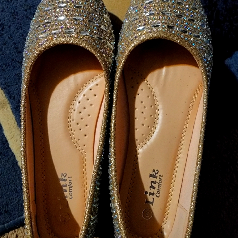 Girls shoes